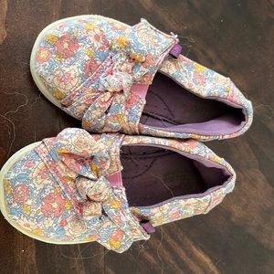 Floral Toms